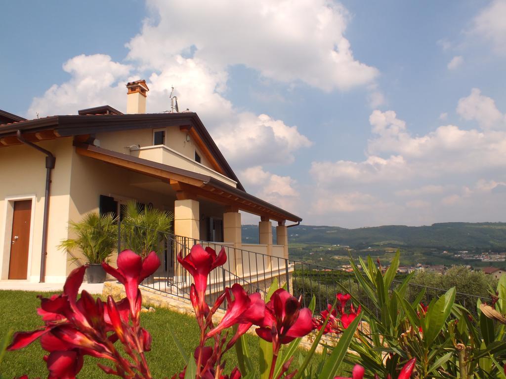 Villa Oleandri San Pietro in Cariano Værelse billede